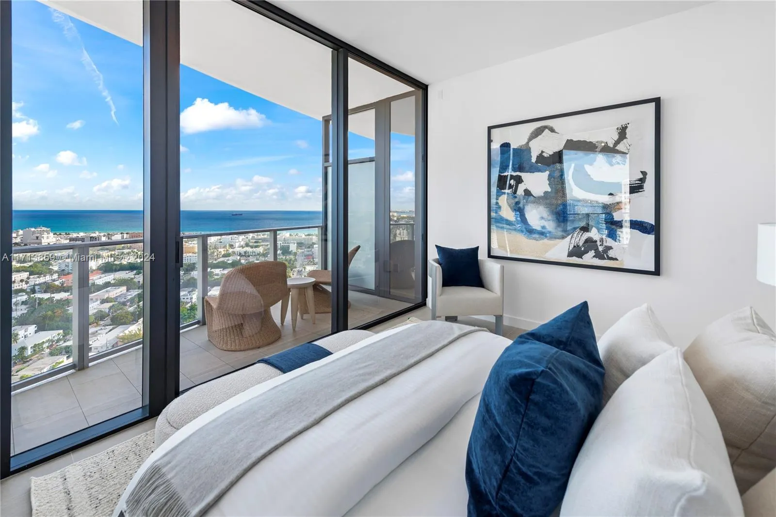 Miami Beach, Florida 33139, United States, 4 Bedrooms Bedrooms, ,5 BathroomsBathrooms,Residential,Active,24425