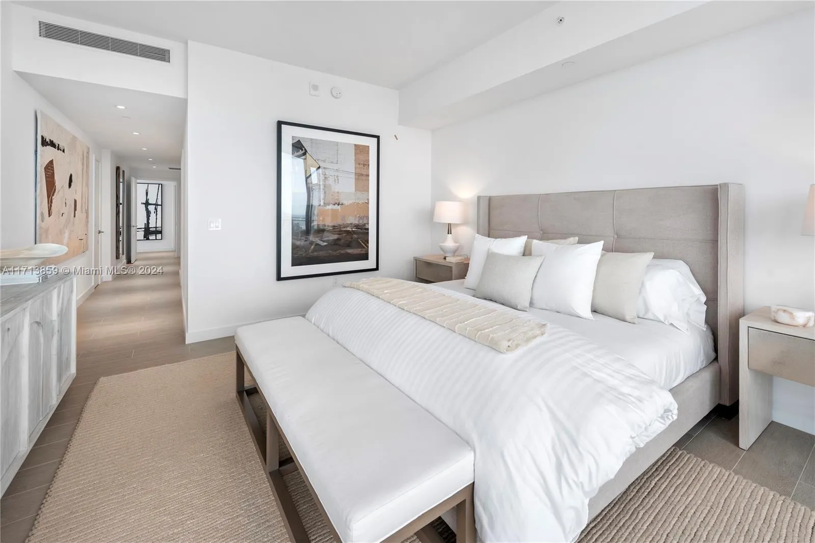 Miami Beach, Florida 33139, United States, 4 Bedrooms Bedrooms, ,5 BathroomsBathrooms,Residential,Active,24425