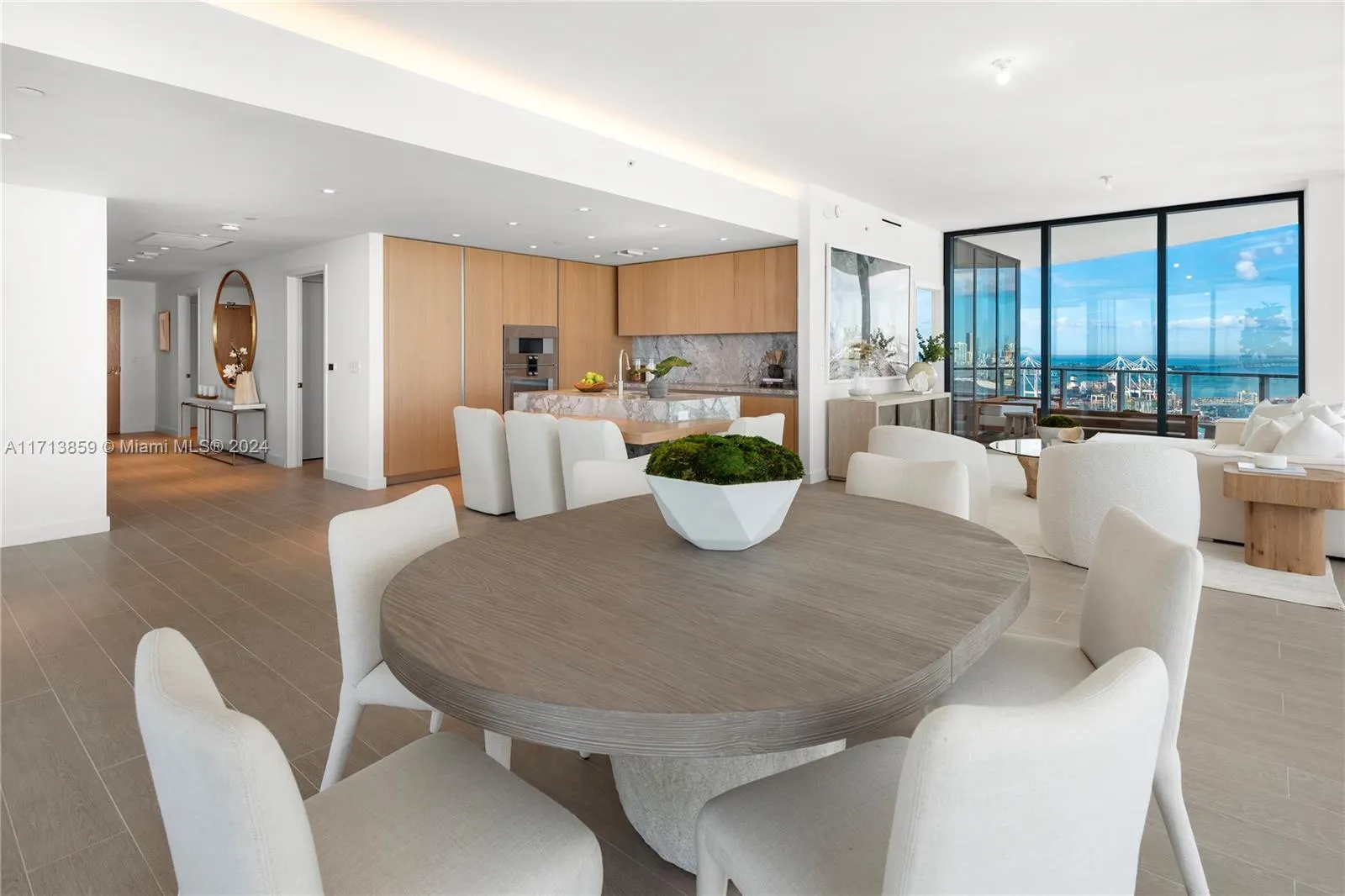 Miami Beach, Florida 33139, United States, 4 Bedrooms Bedrooms, ,5 BathroomsBathrooms,Residential,Active,24425