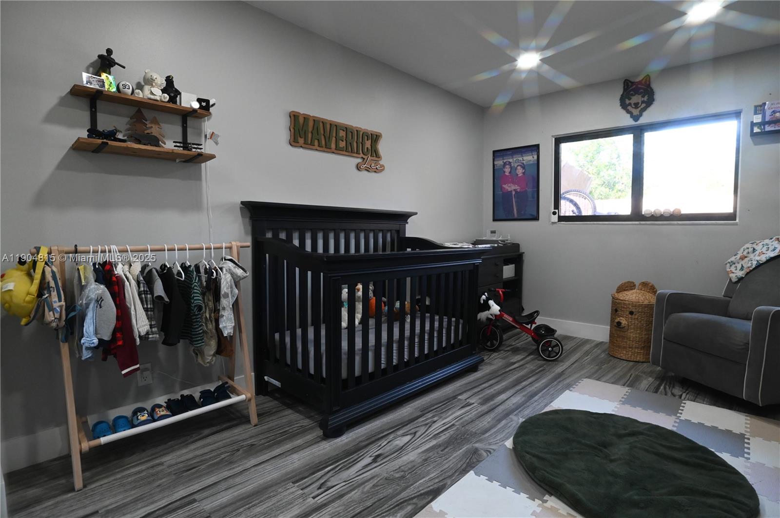 ARROWHEAD GOLF AND TENNIS - Residential