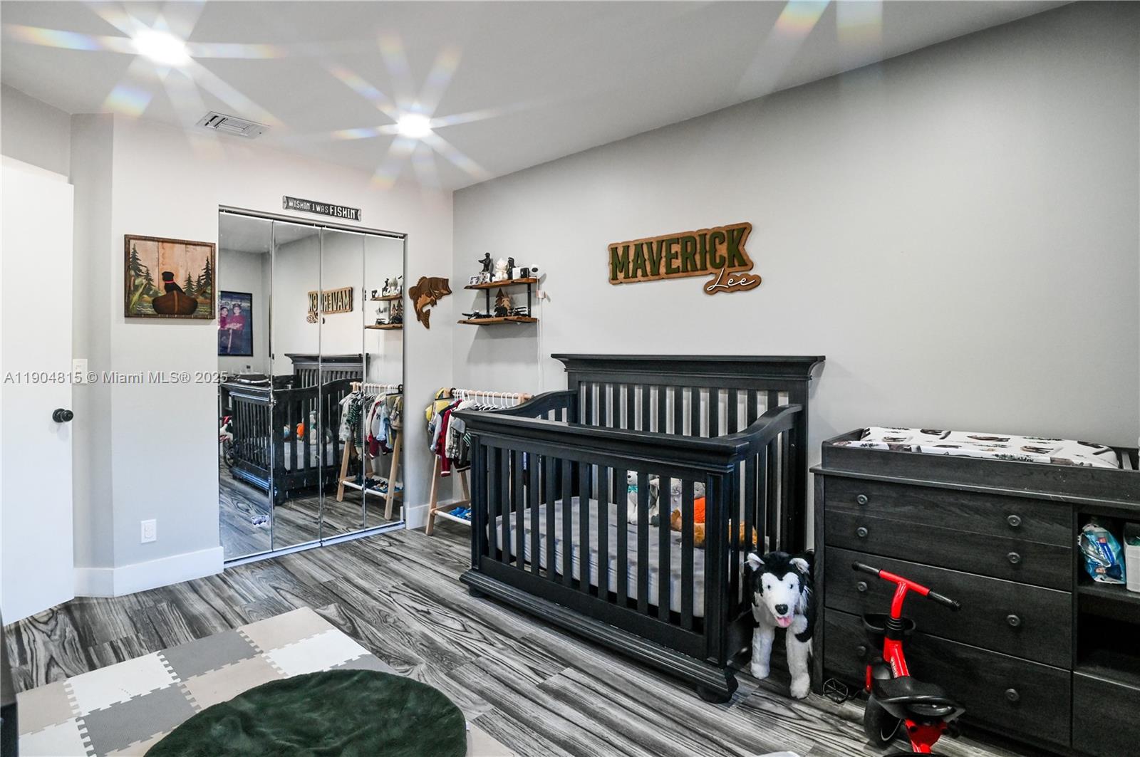 ARROWHEAD GOLF AND TENNIS - Residential