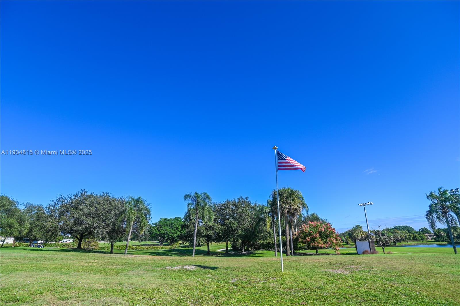 ARROWHEAD GOLF AND TENNIS - Residential