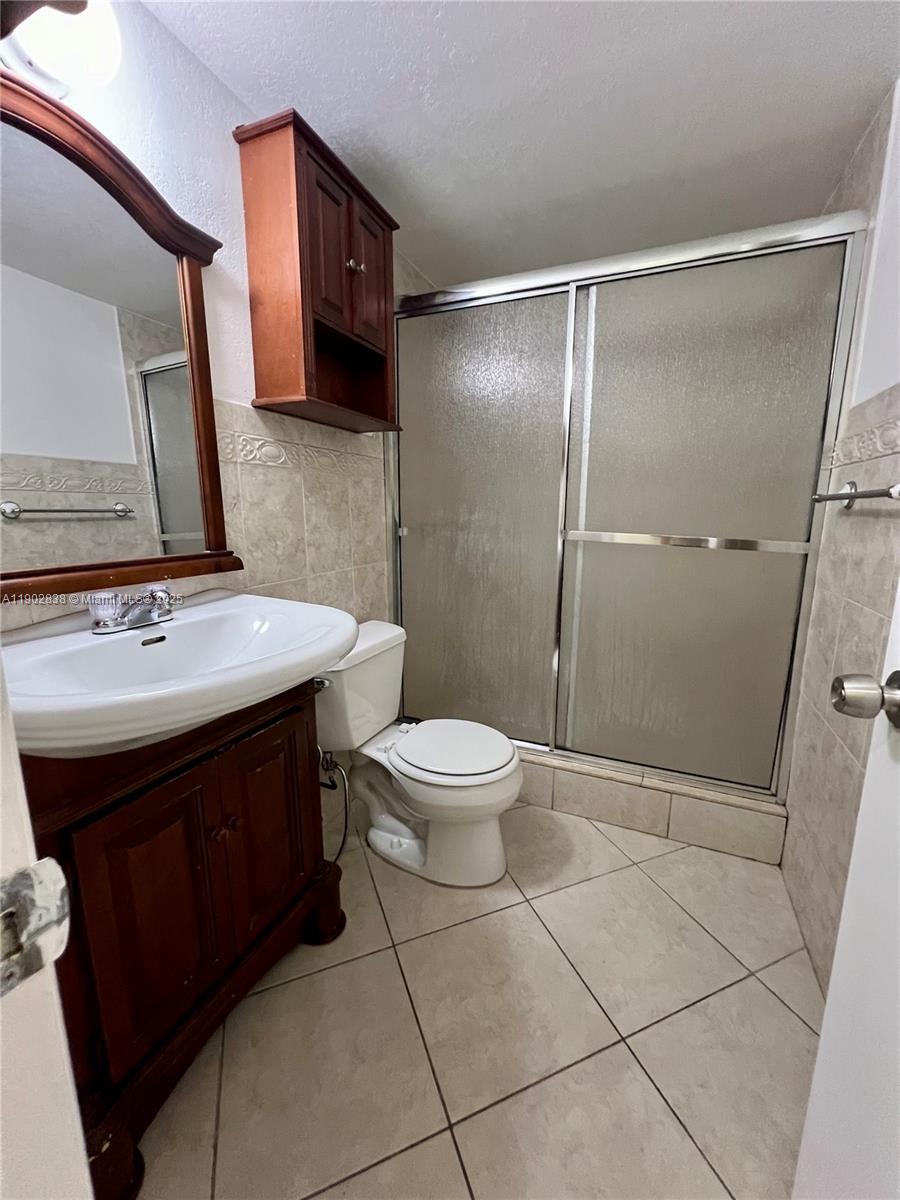 VERSAILLE GARDENS I CONDO - Residential