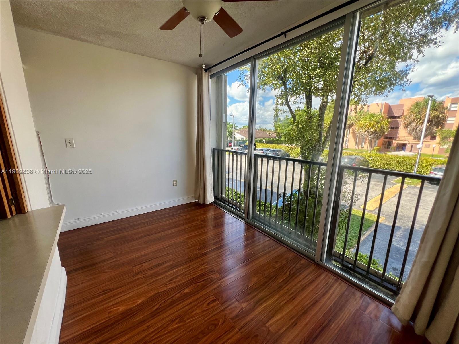 VERSAILLE GARDENS I CONDO - Residential