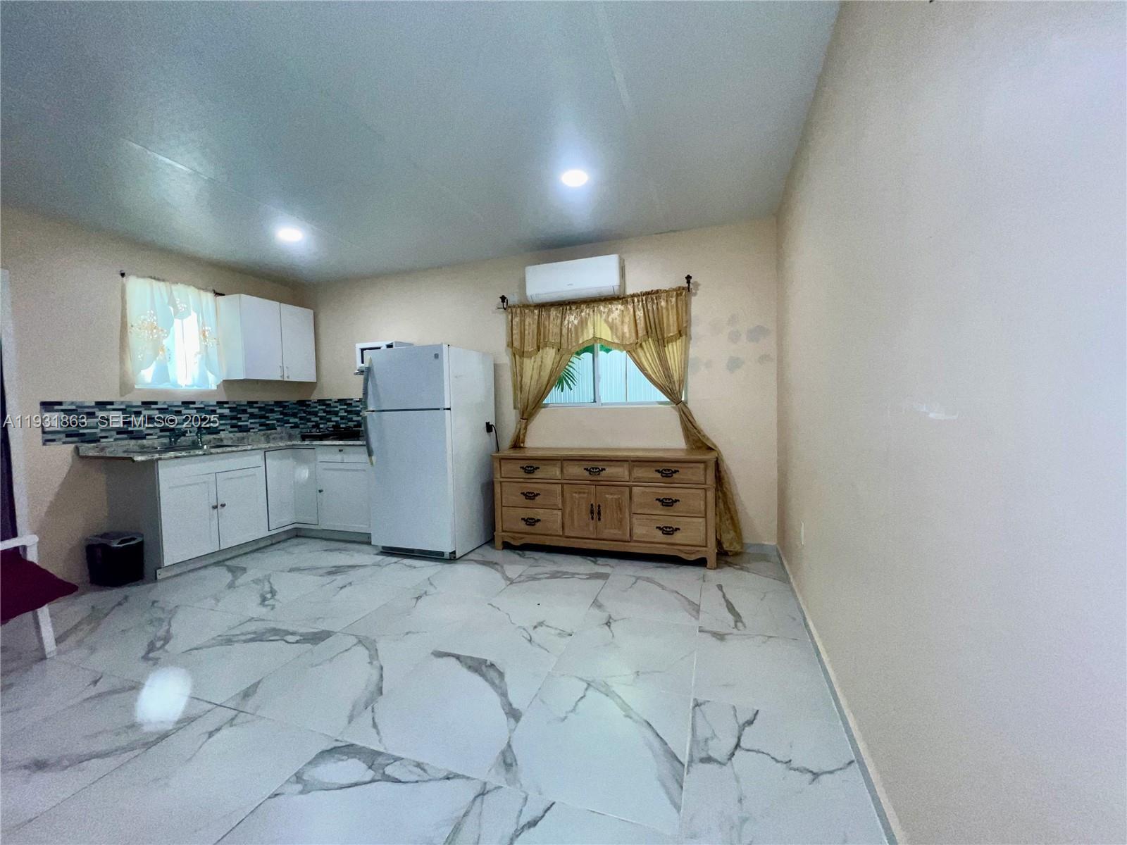 SILVER BLUFF HOMESITES - Residential Income