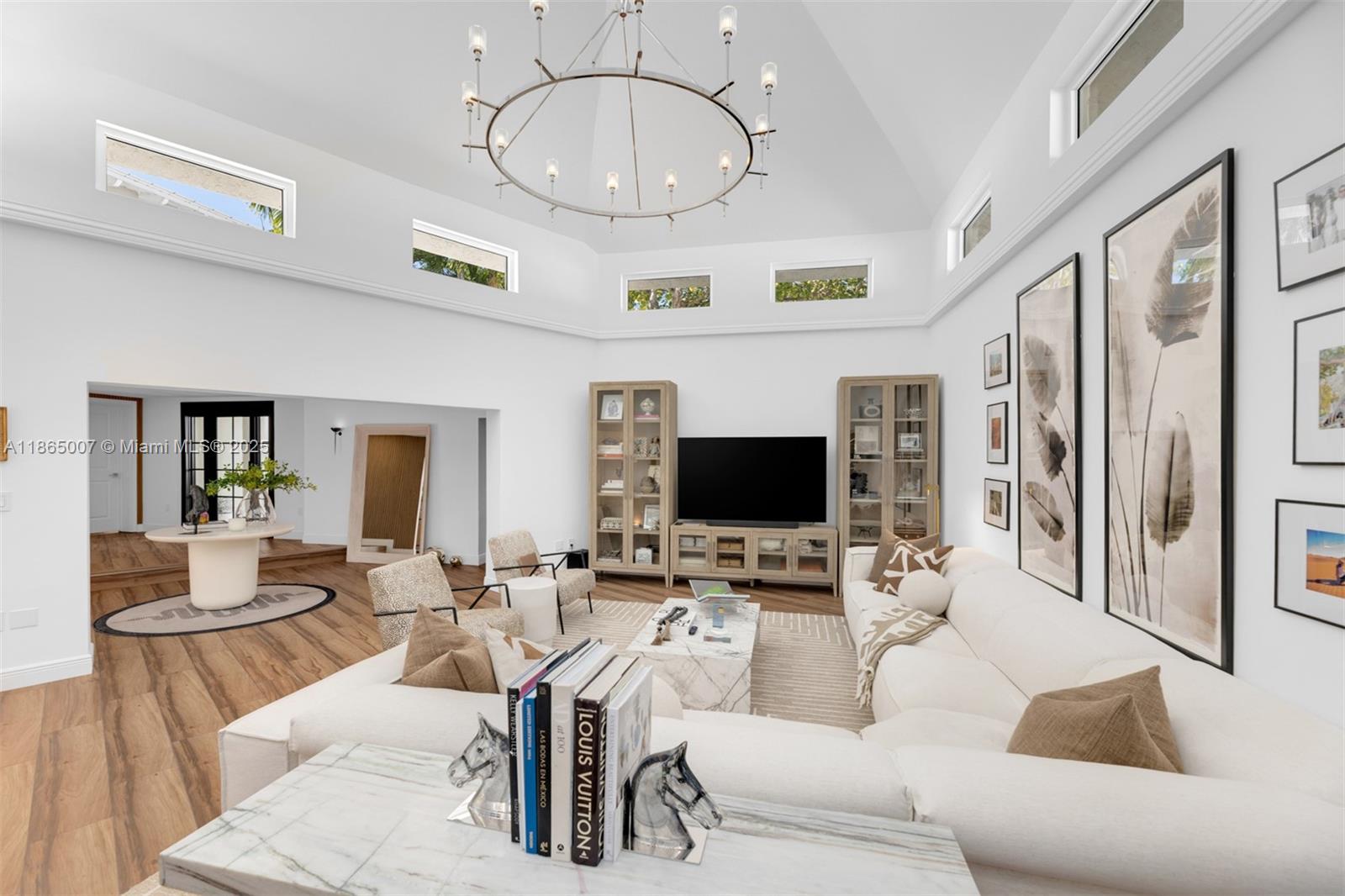 TROPICAL ISLE HOMES SUB - Residential