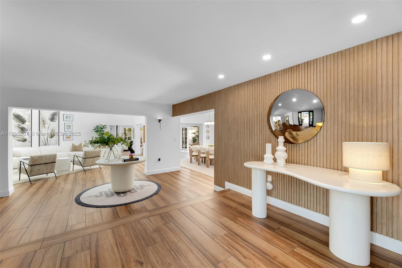 TROPICAL ISLE HOMES SUB - Residential