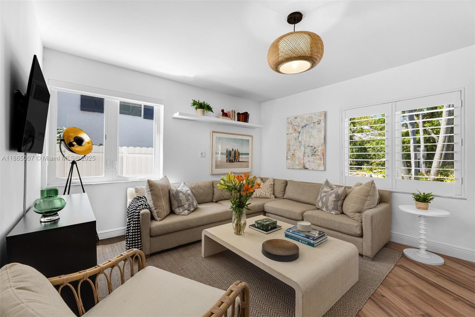 TROPICAL ISLE HOMES SUB - Residential