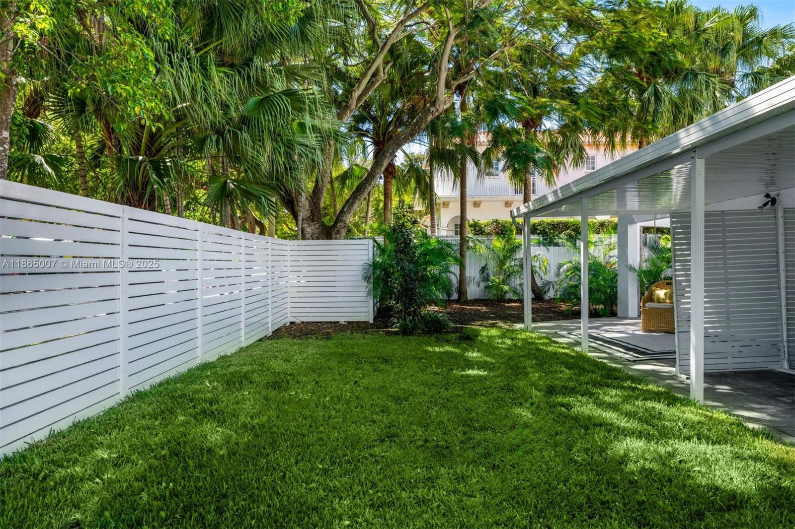 TROPICAL ISLE HOMES SUB - Residential