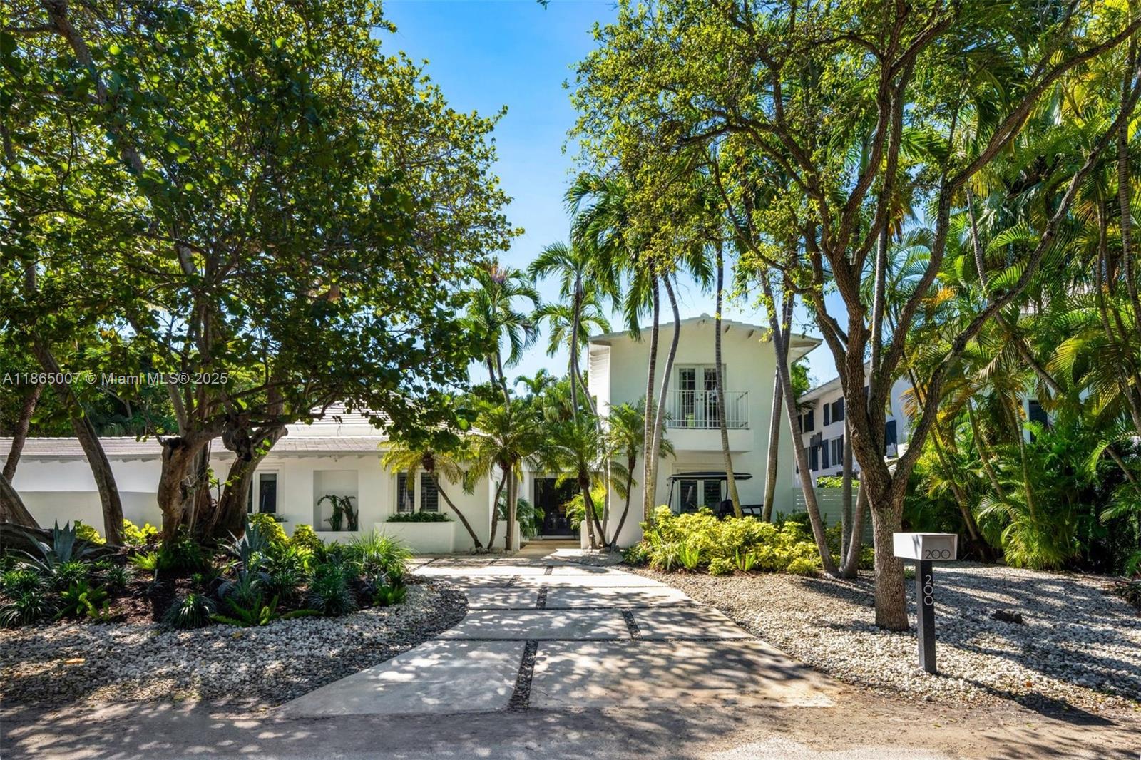 TROPICAL ISLE HOMES SUB - Residential