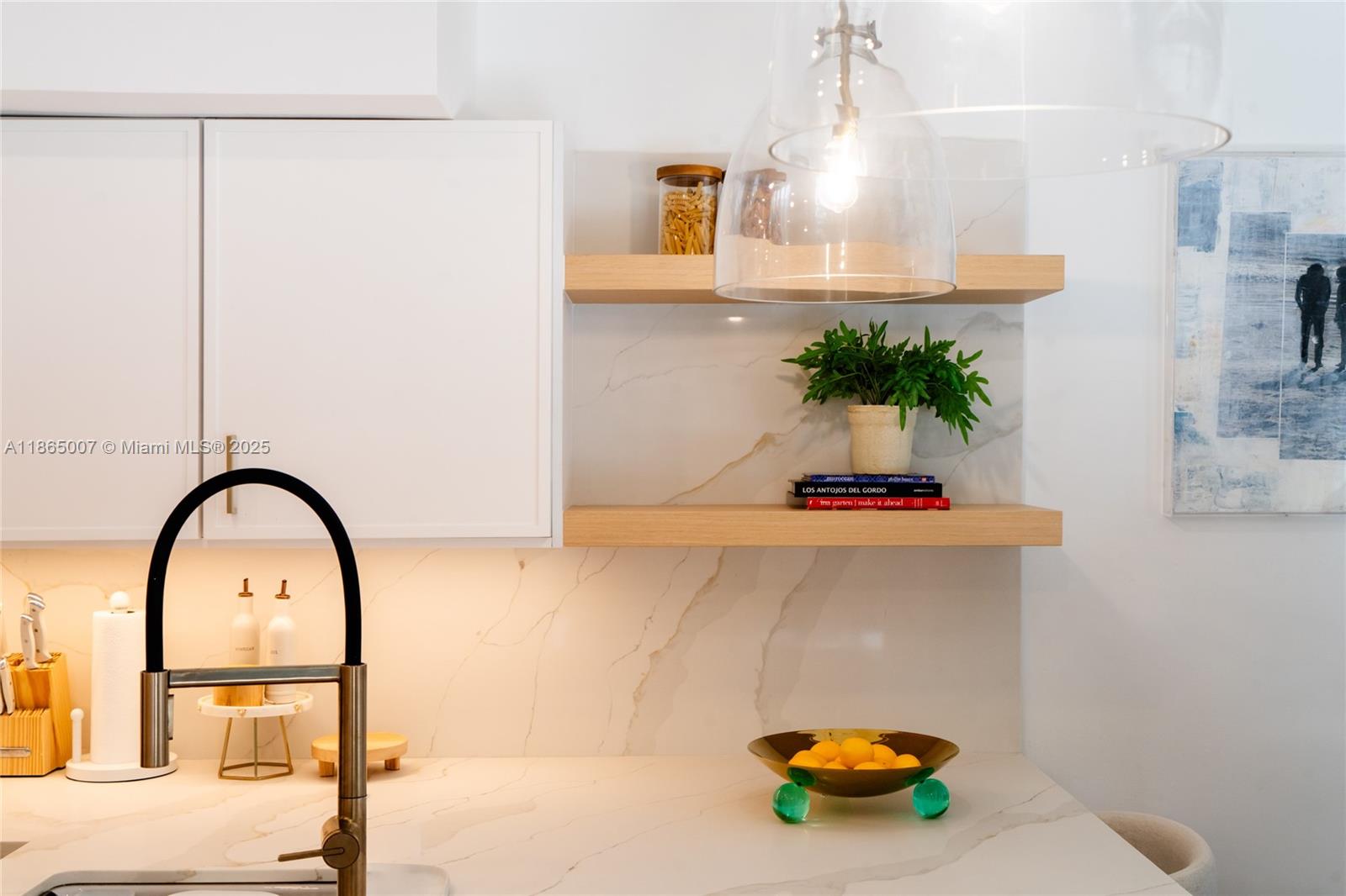 TROPICAL ISLE HOMES SUB - Residential