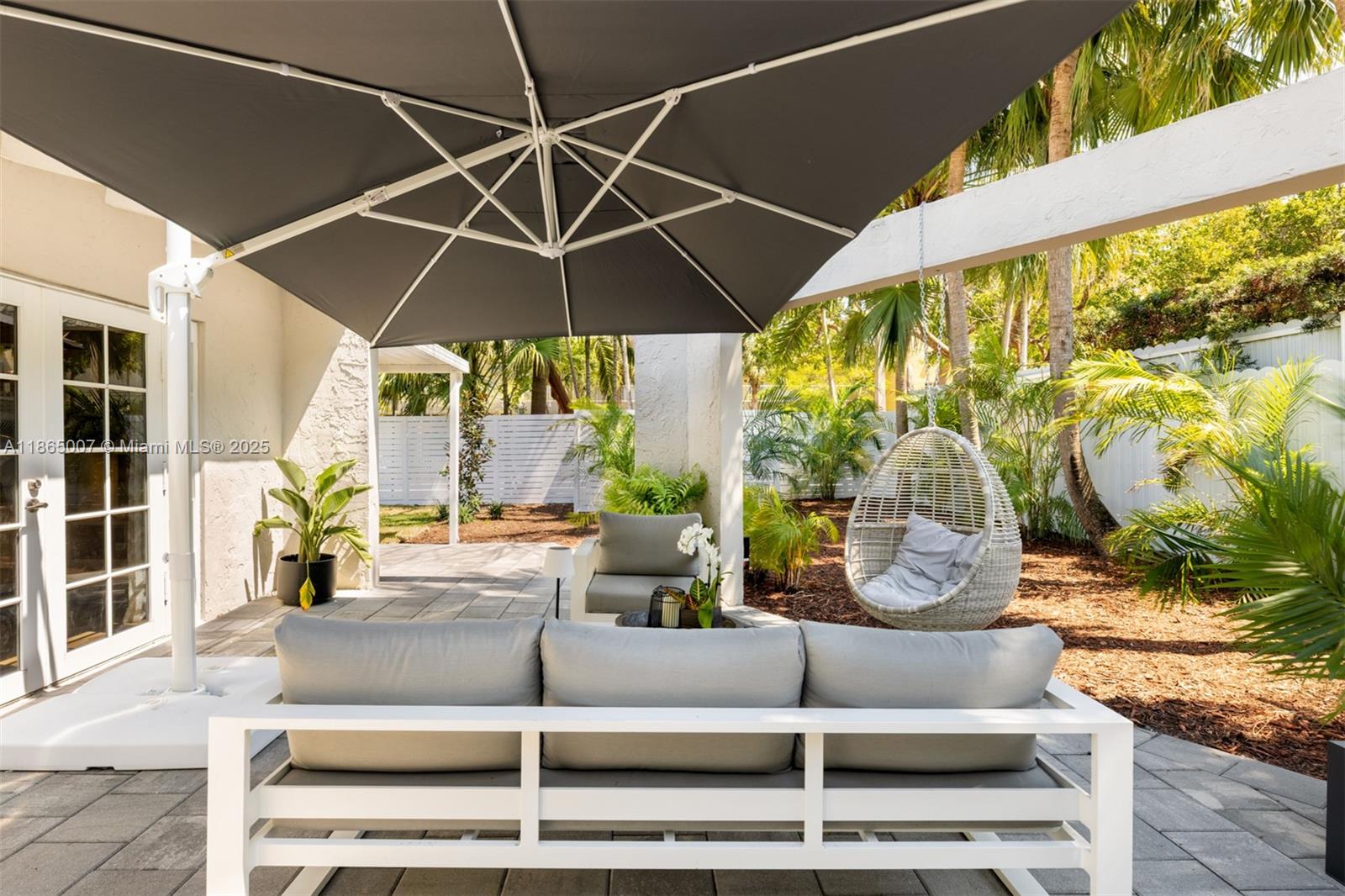 TROPICAL ISLE HOMES SUB - Residential