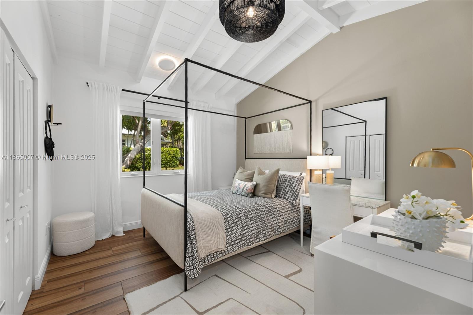 TROPICAL ISLE HOMES SUB - Residential