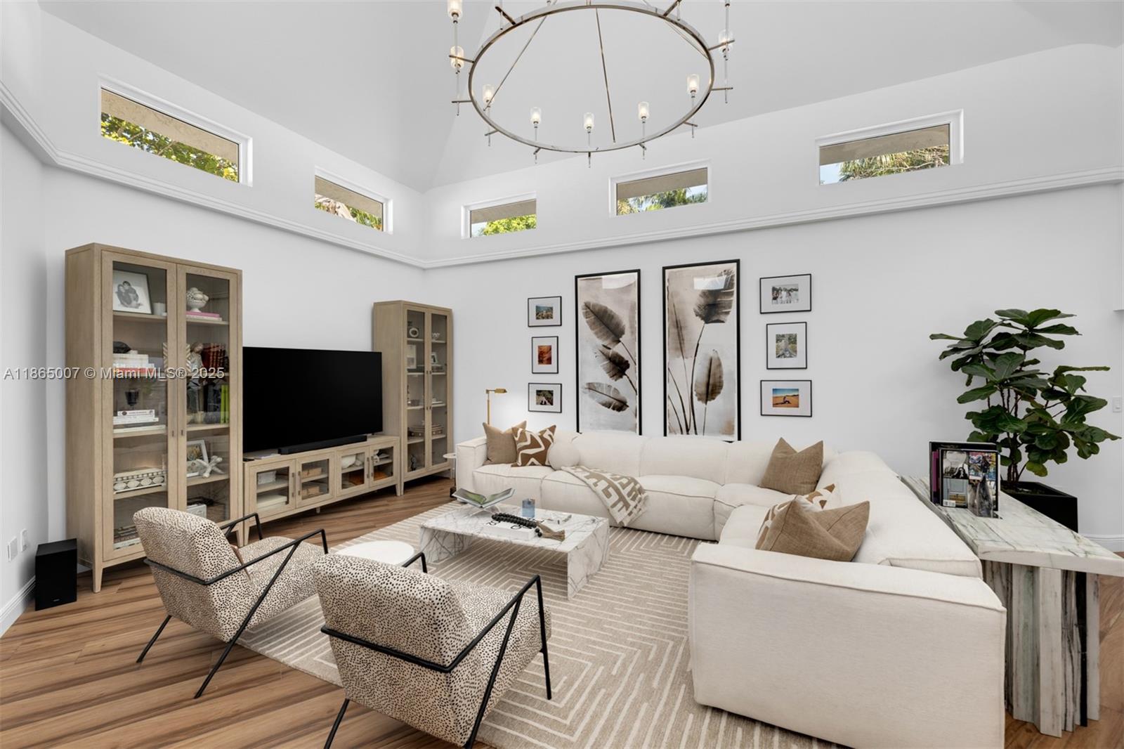 TROPICAL ISLE HOMES SUB - Residential