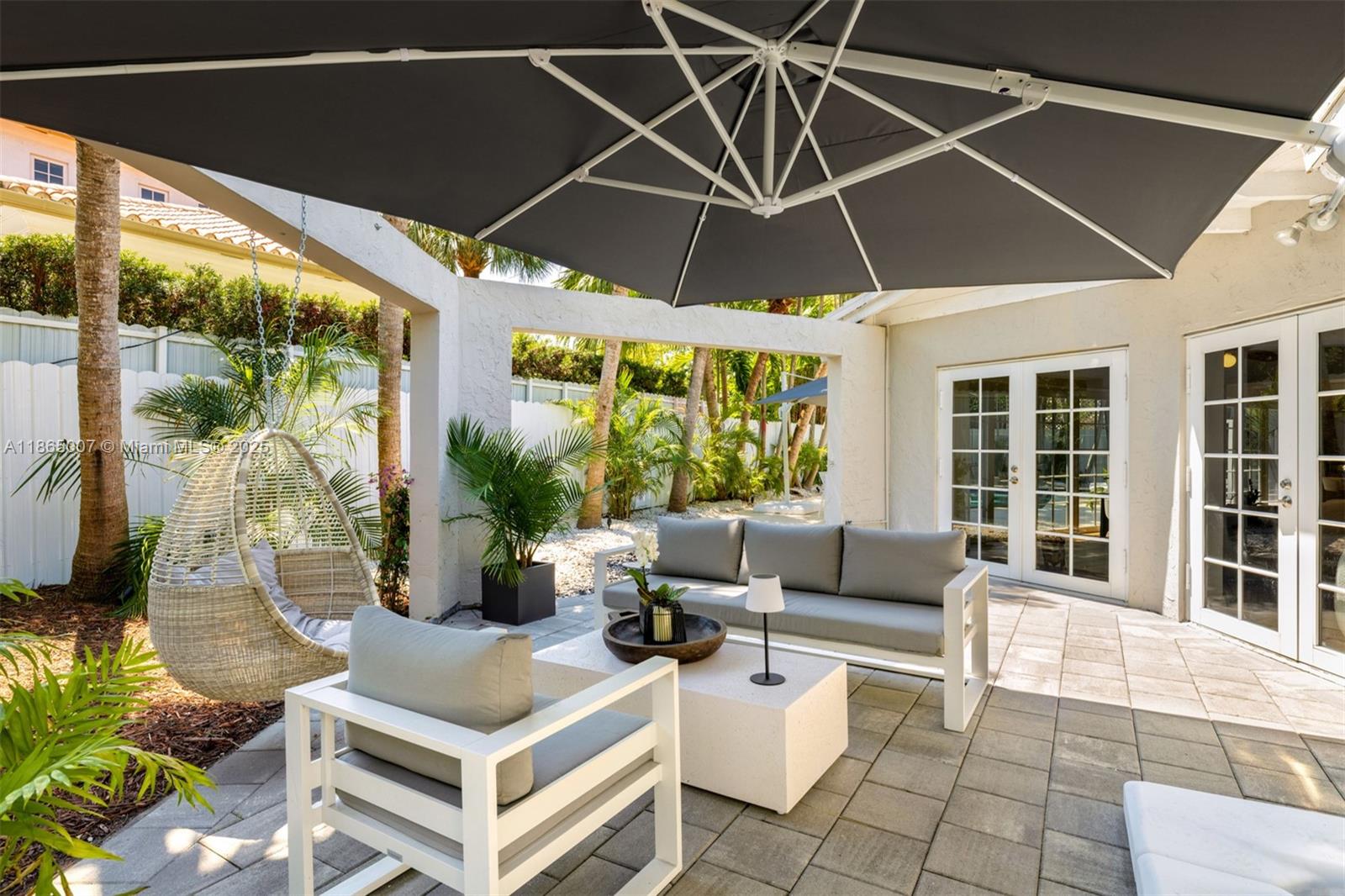 TROPICAL ISLE HOMES SUB - Residential