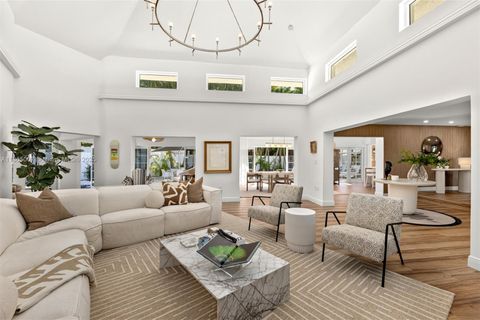 200 W Mcintyre St Key Biscayne FL 33149