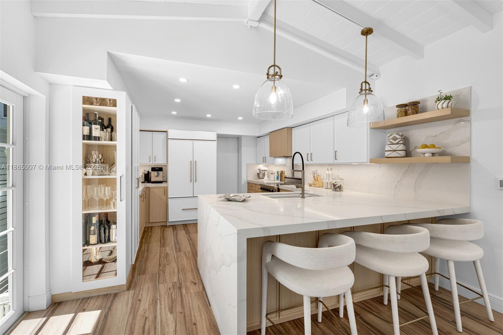 TROPICAL ISLE HOMES SUB - Residential