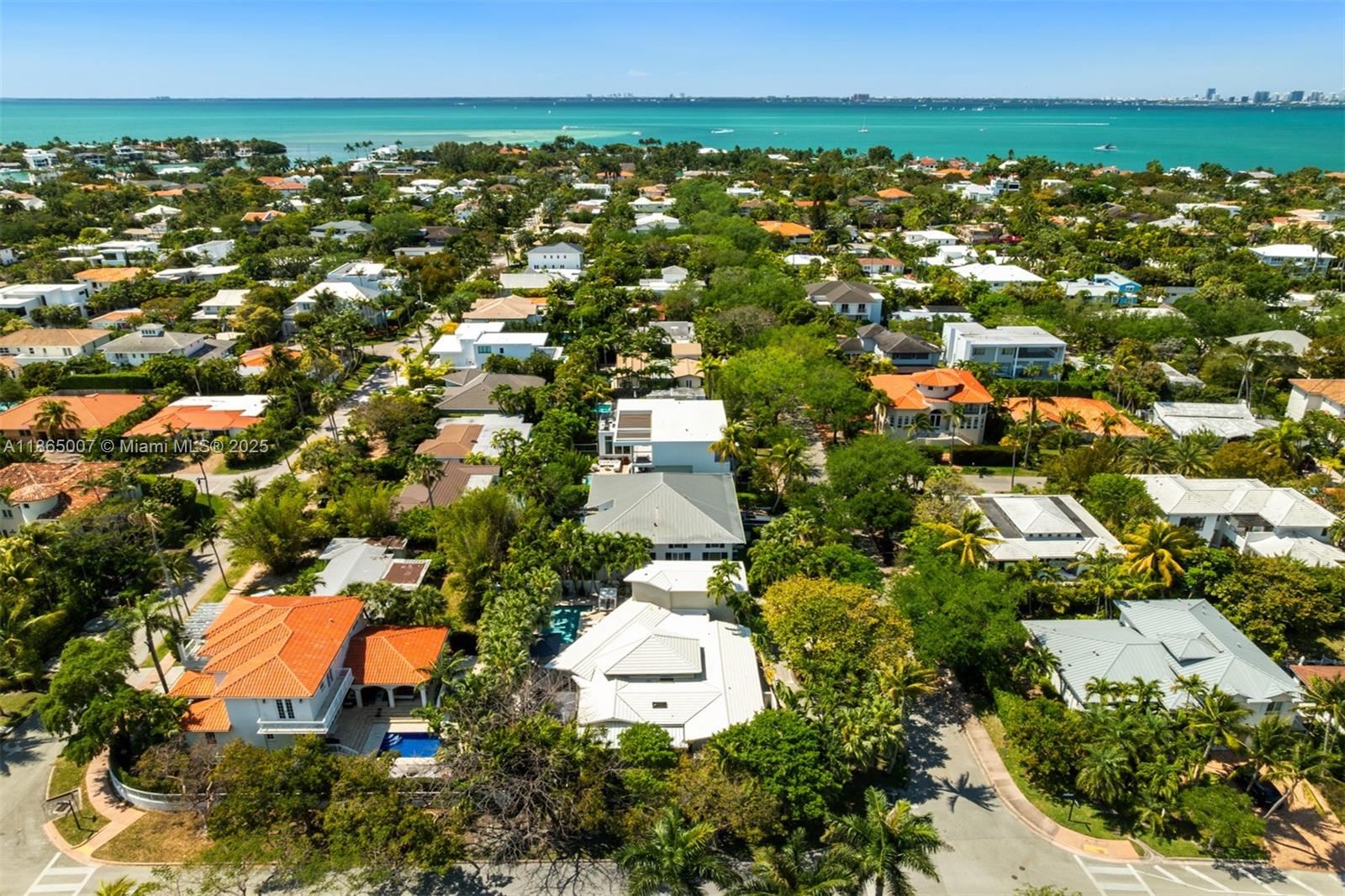 TROPICAL ISLE HOMES SUB - Residential