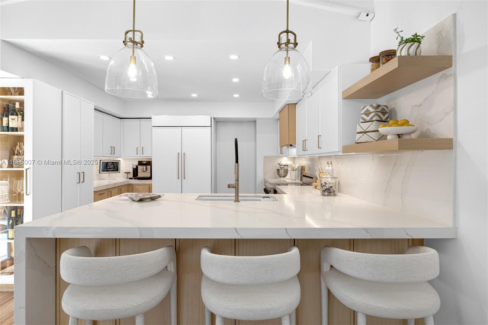 TROPICAL ISLE HOMES SUB - Residential