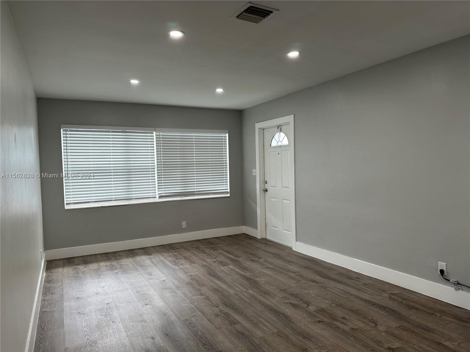SILVER SHORES UNIT - Residential Lease