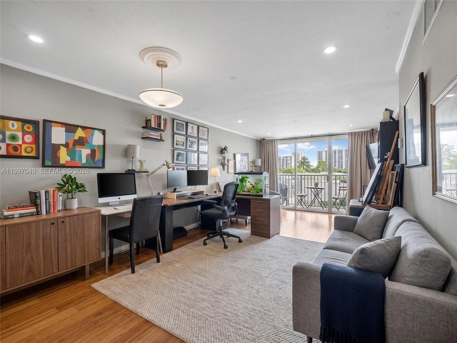 3703 NE 166th St 302