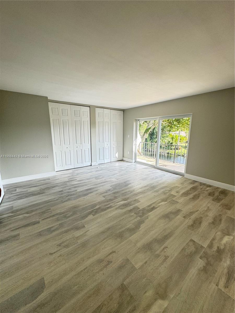 COUNTRY VILLAGE CONDO - Residential Lease