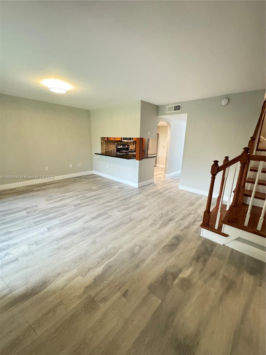 COUNTRY VILLAGE CONDO - Residential Lease