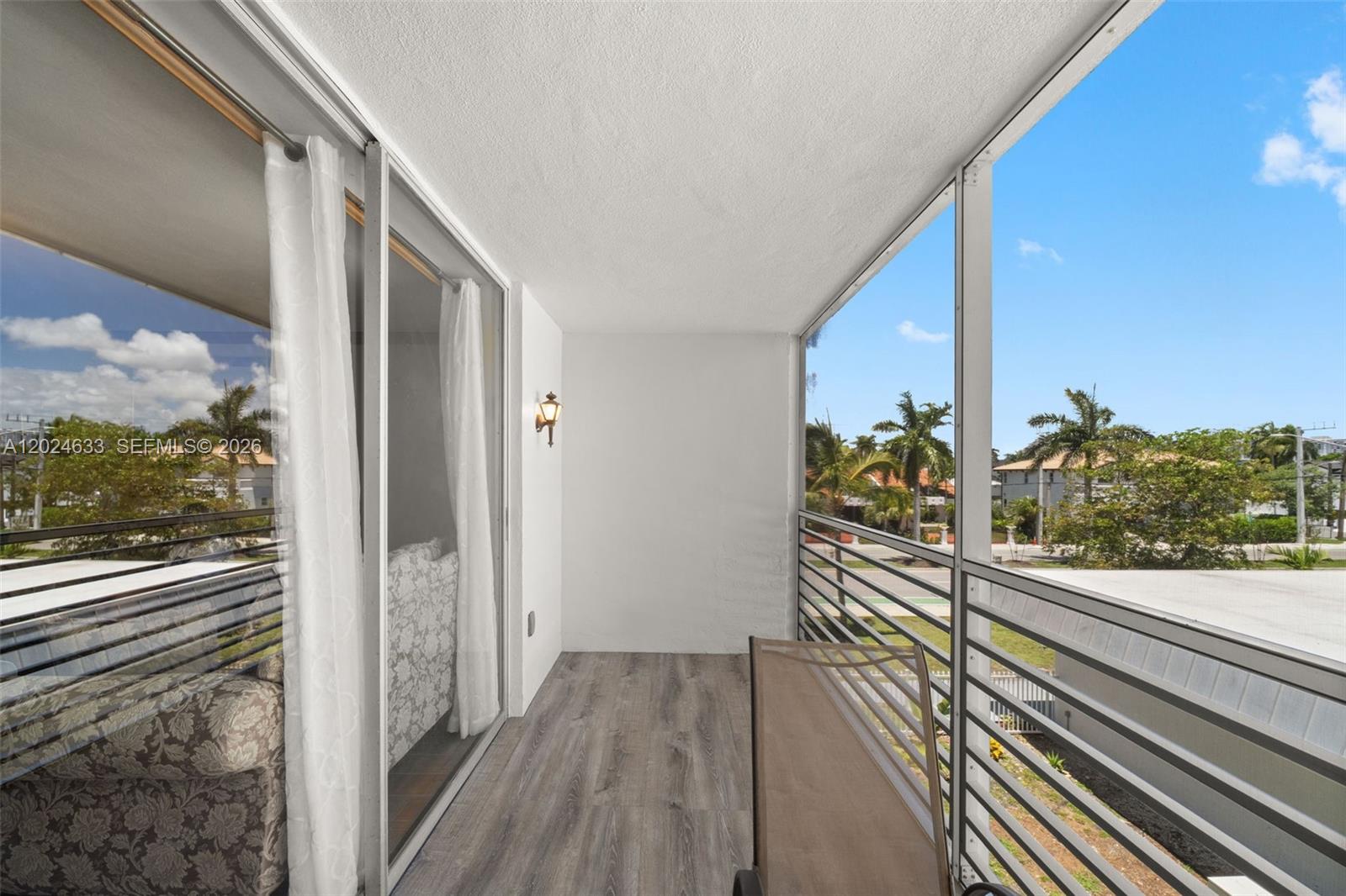 EDEN ISLES CONDO PART 1 - Residential