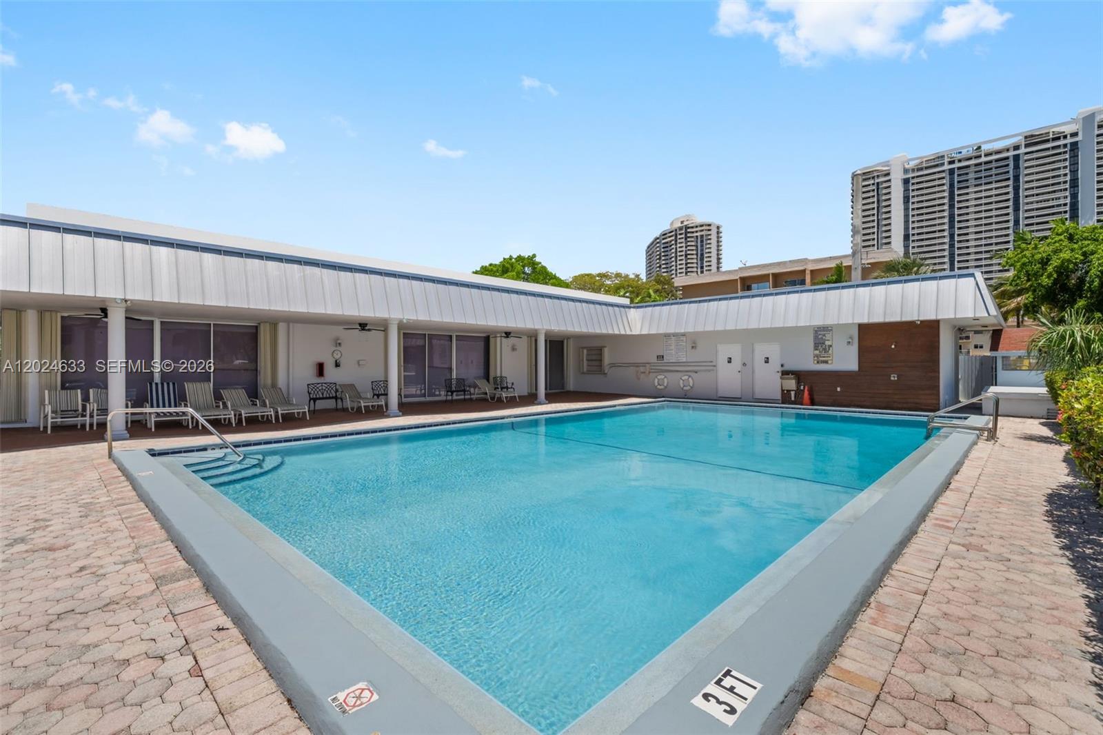 EDEN ISLES CONDO PART 1 - Residential