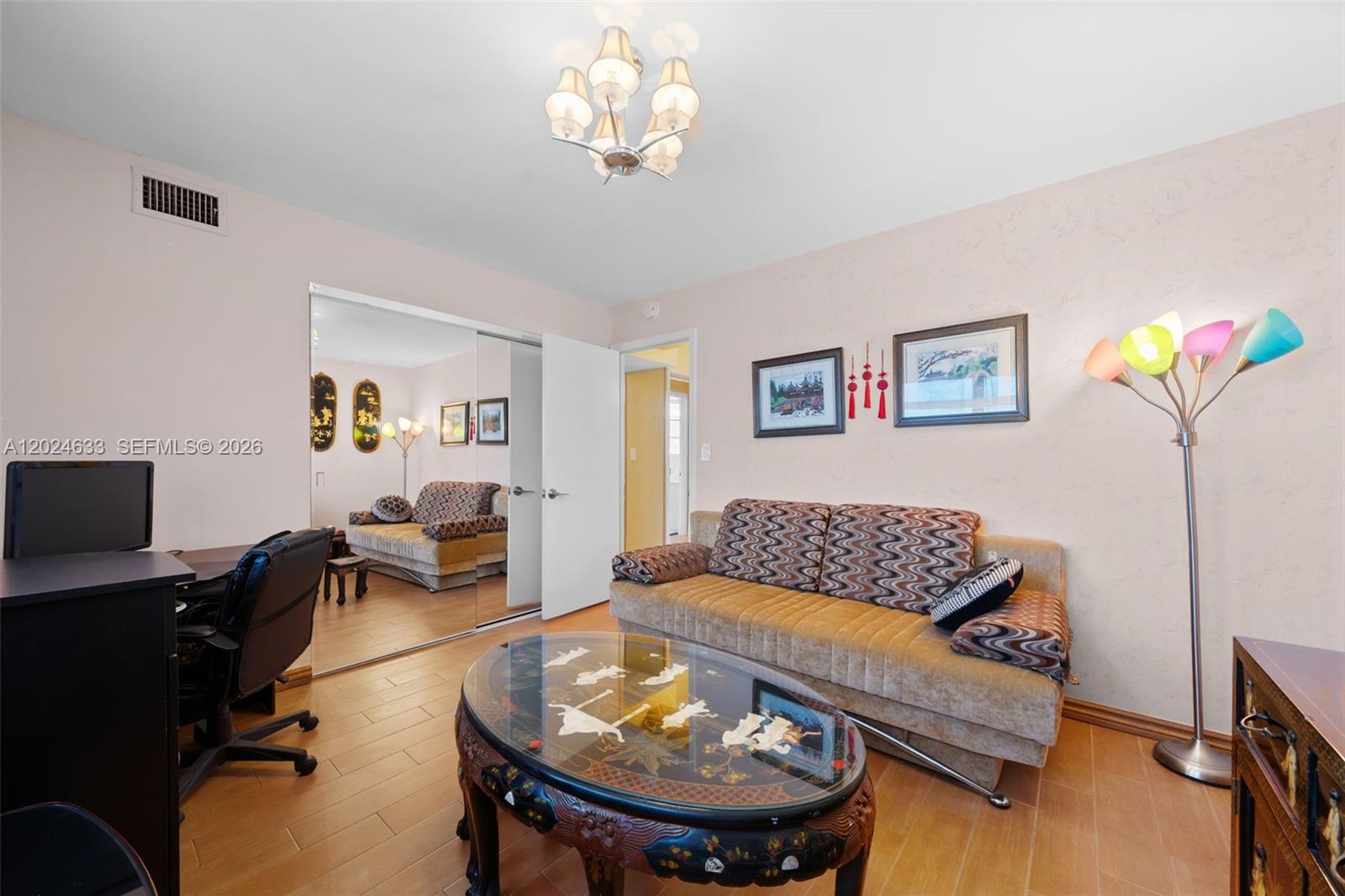 EDEN ISLES CONDO PART 1 - Residential