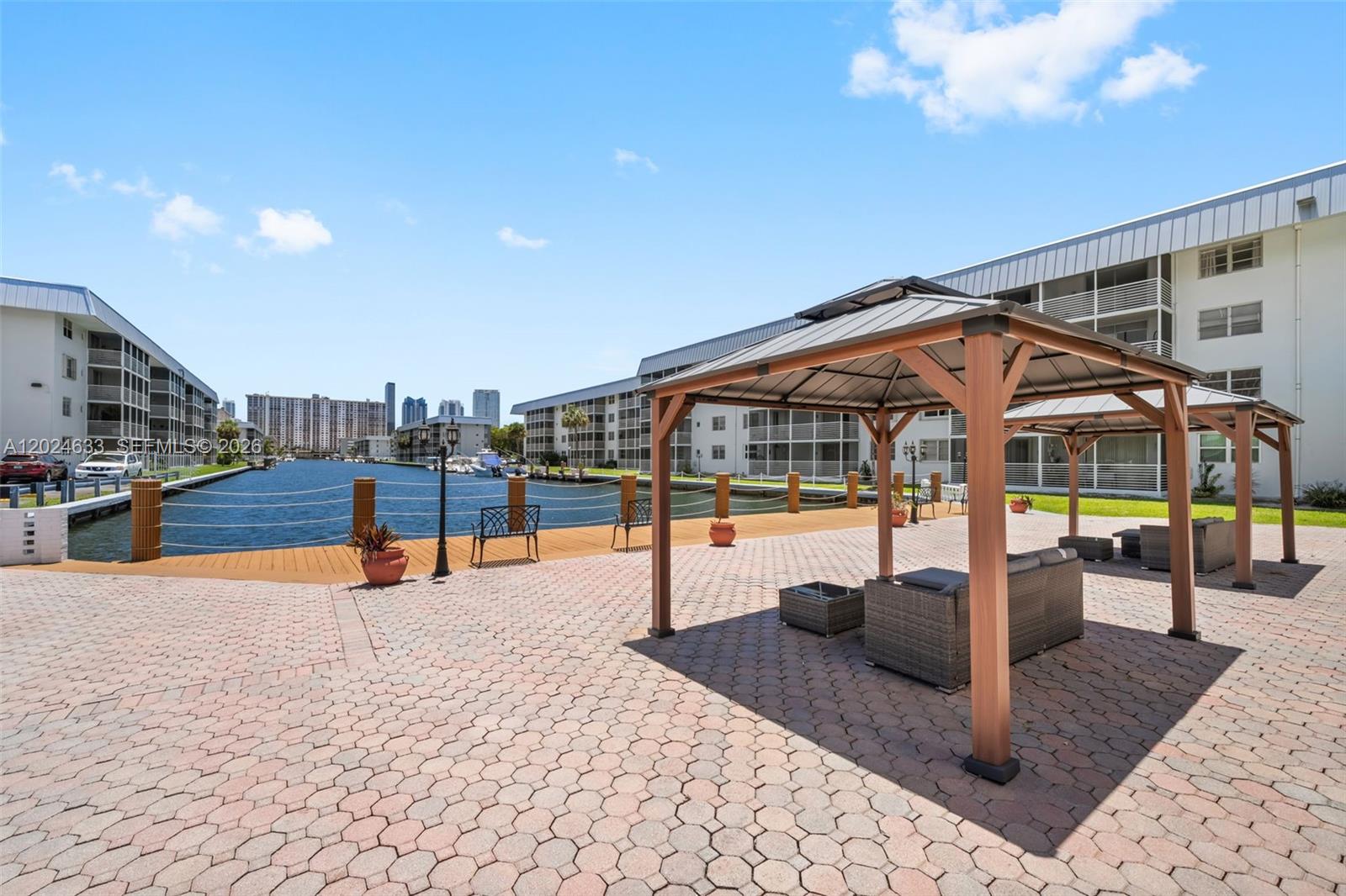 EDEN ISLES CONDO PART 1 - Residential