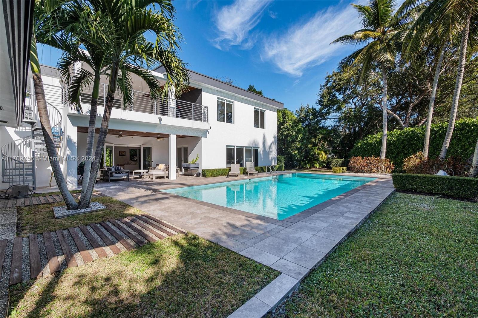 Wild Orchid - Residential