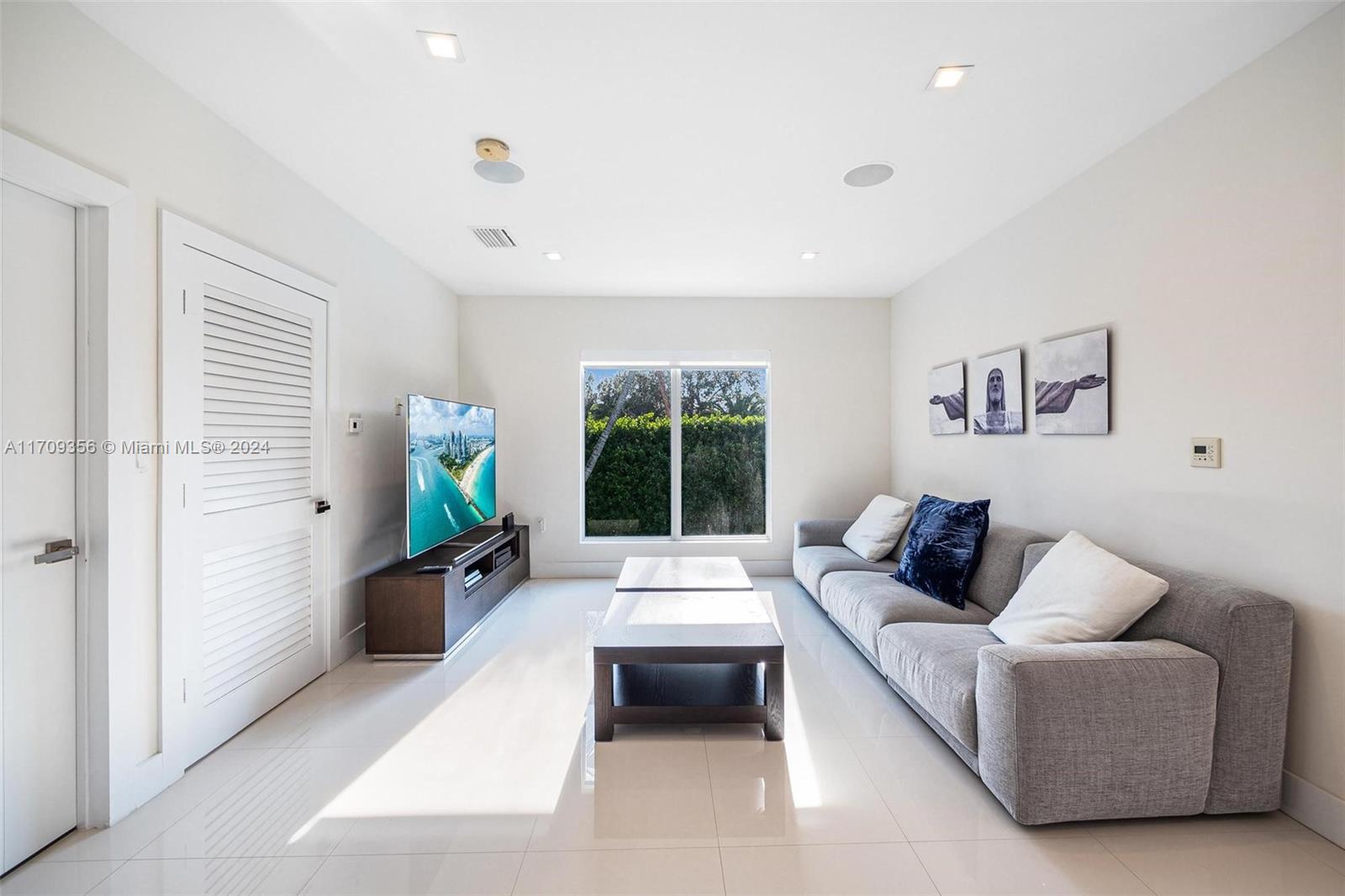 Wild Orchid - Residential