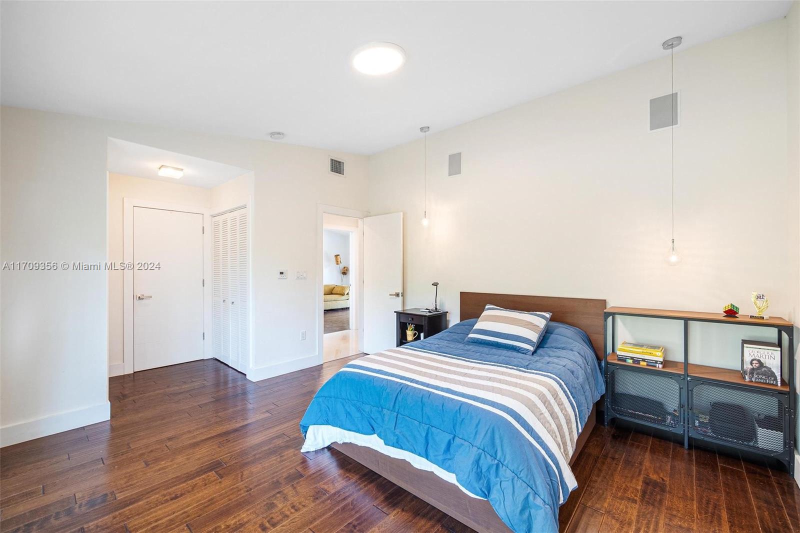 Wild Orchid - Residential