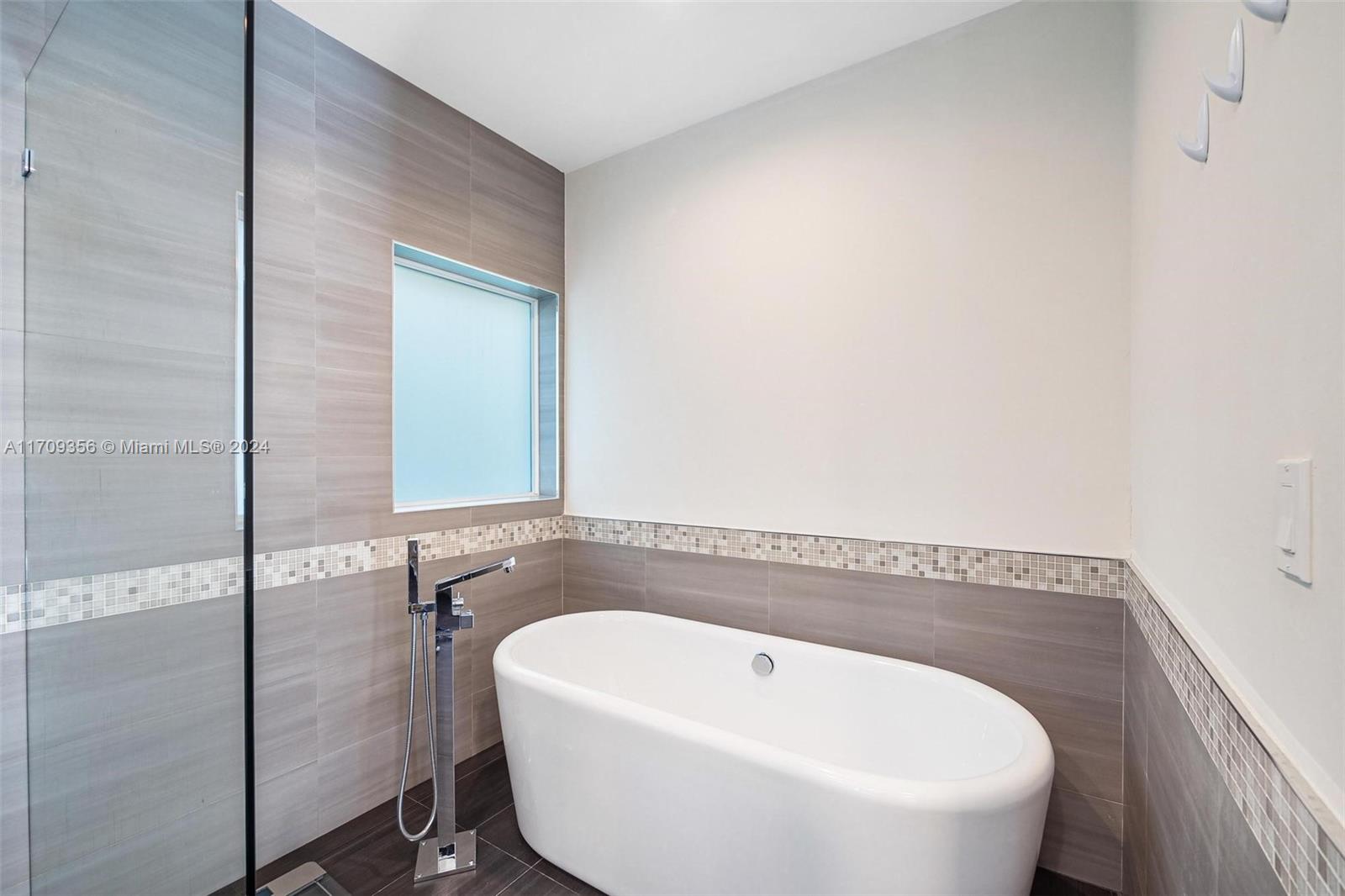 Wild Orchid - Residential