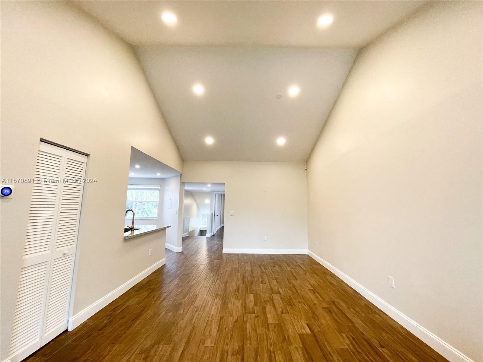 THE GREENS AT DORAL CONDO - Residential Lease