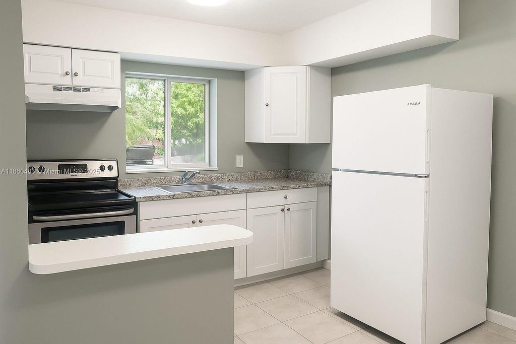 Photo of 7380 NW 38th St #1, Davie, FL 33024 (MLS # A11860483)