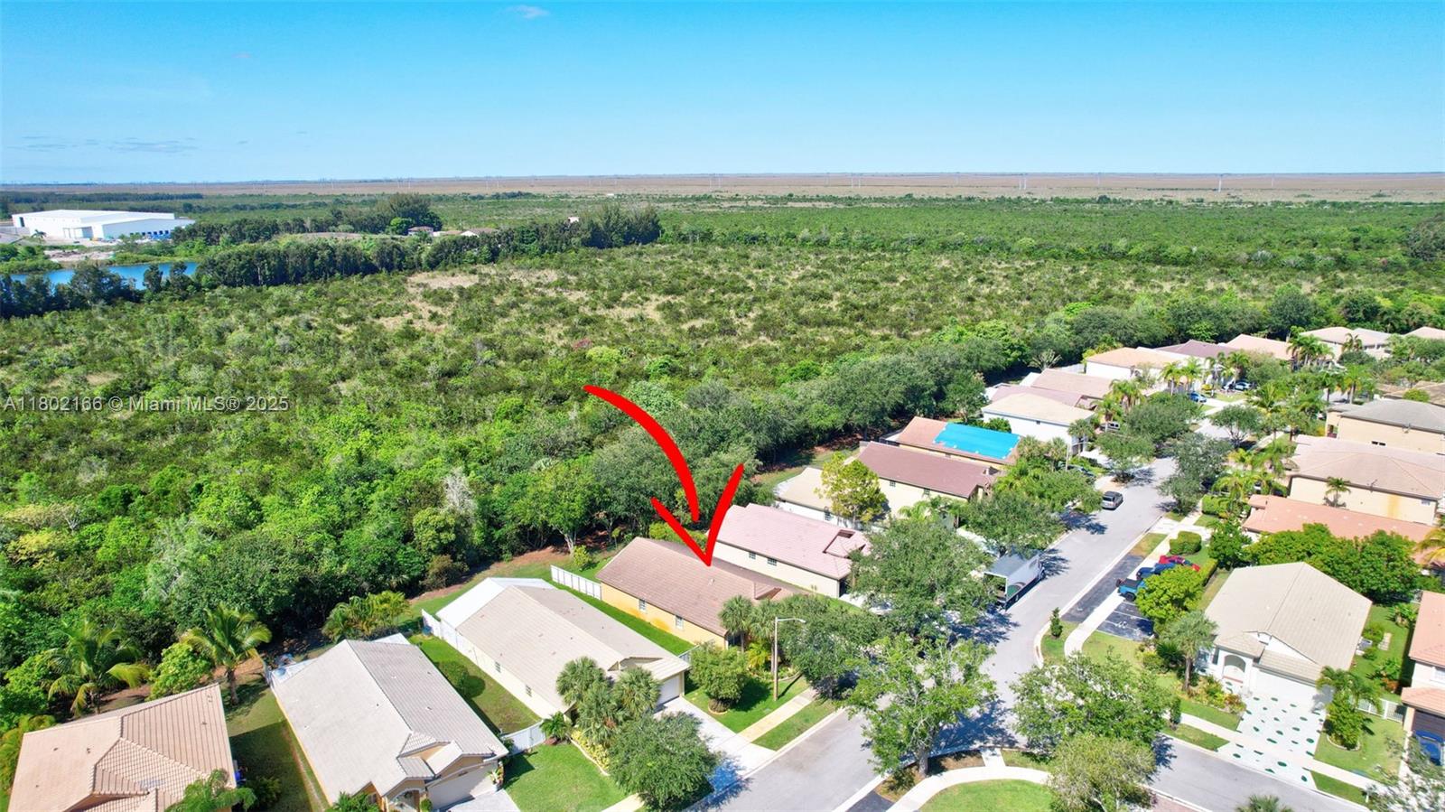 CRYSTAL POINTE - Residential