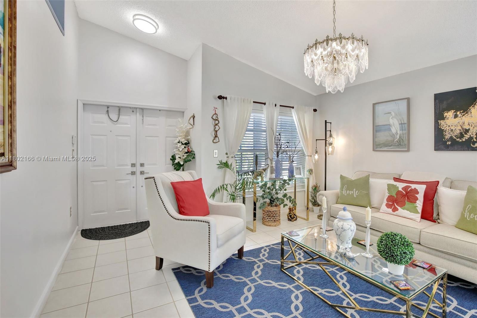 CRYSTAL POINTE - Residential