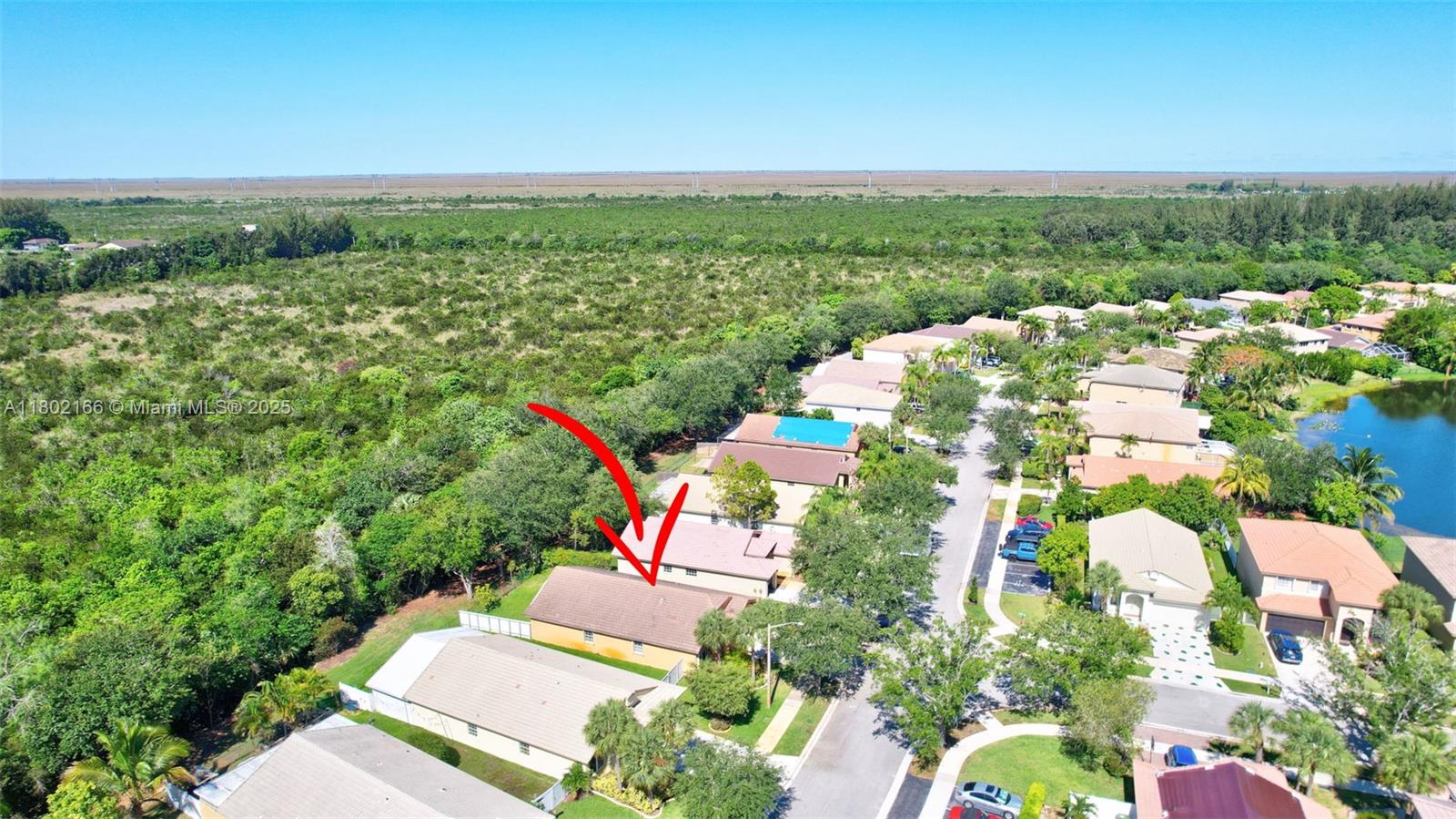 CRYSTAL POINTE - Residential
