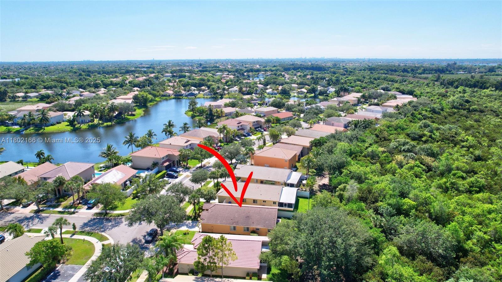 CRYSTAL POINTE - Residential