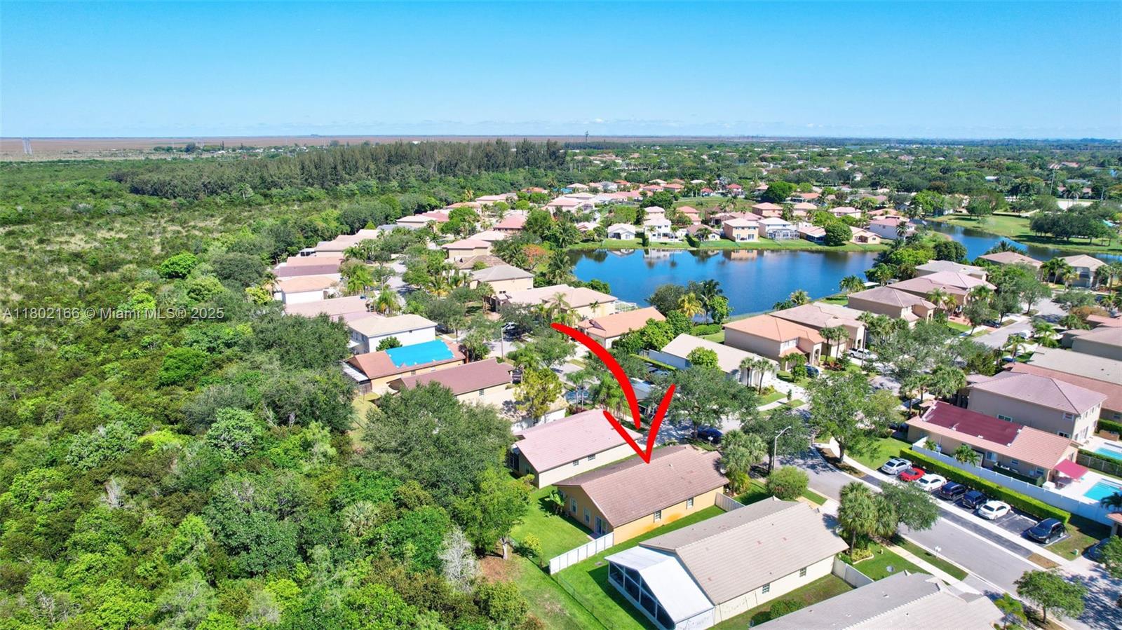 CRYSTAL POINTE - Residential