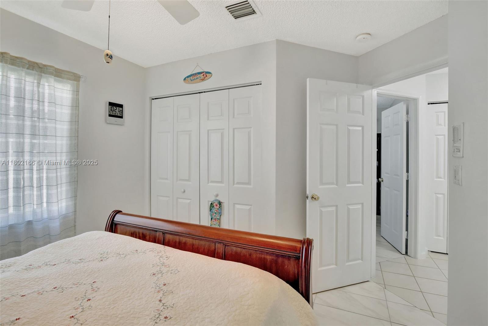 CRYSTAL POINTE - Residential