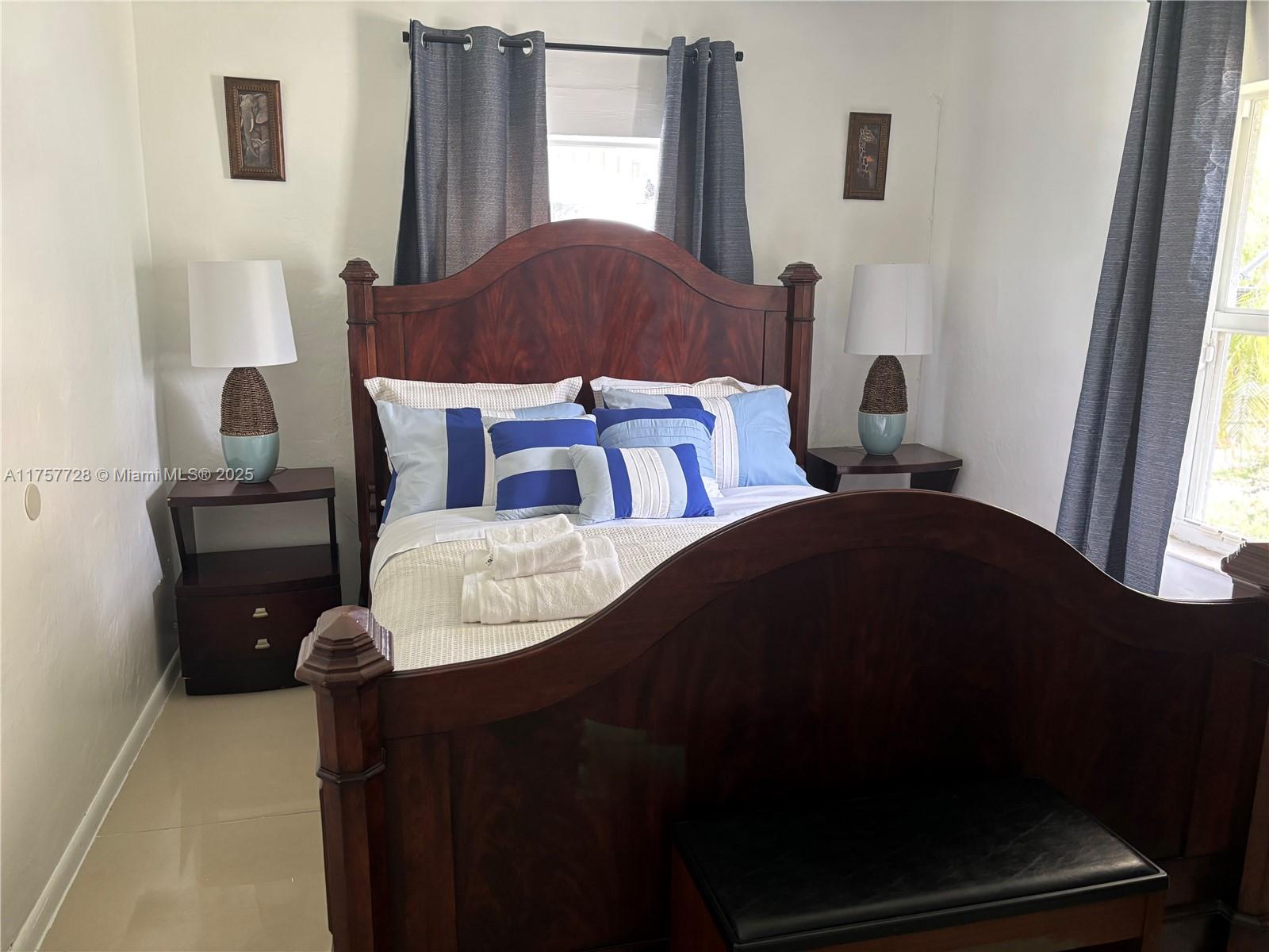 N MIAMI ESTATES - Residential