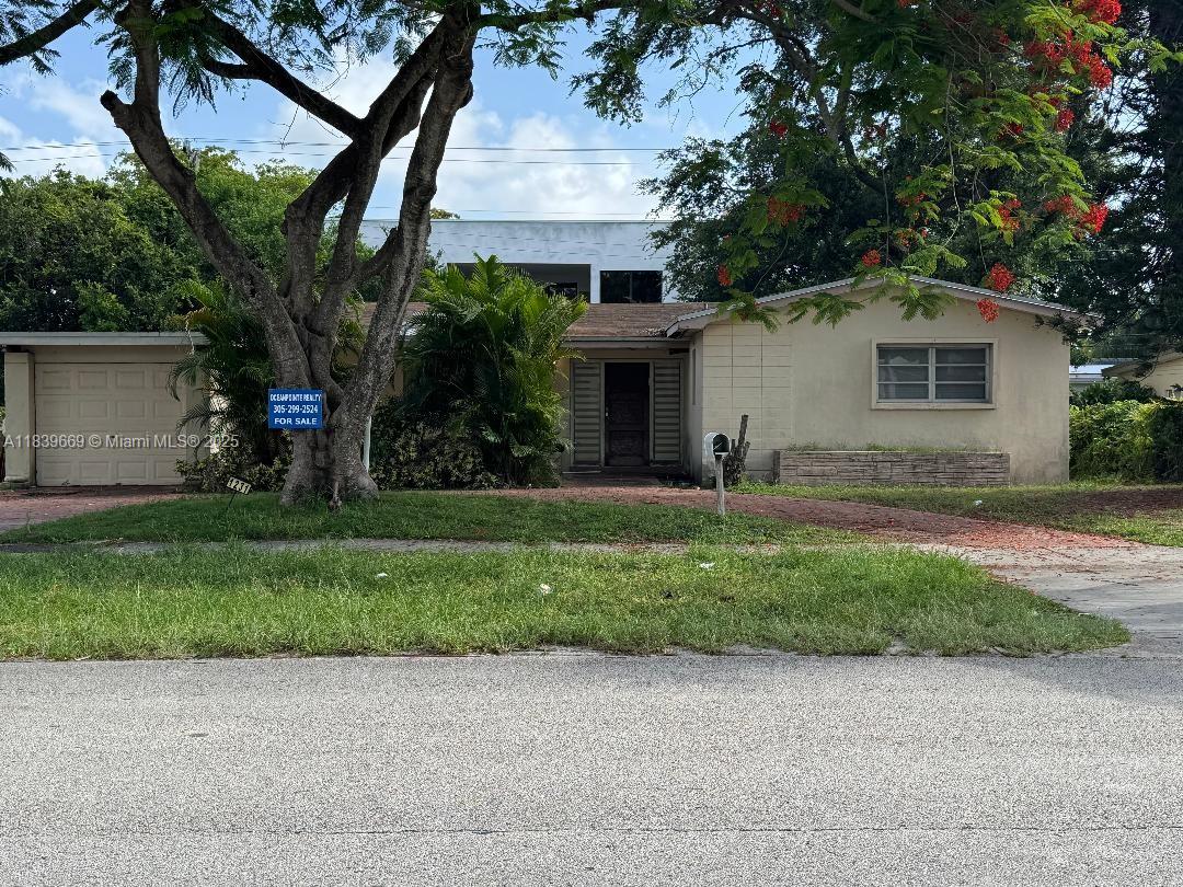 4 bedroom 2 bath-- in the heart of North Miami Beach - large open floor plane-- need updating - waiting for the right buyer