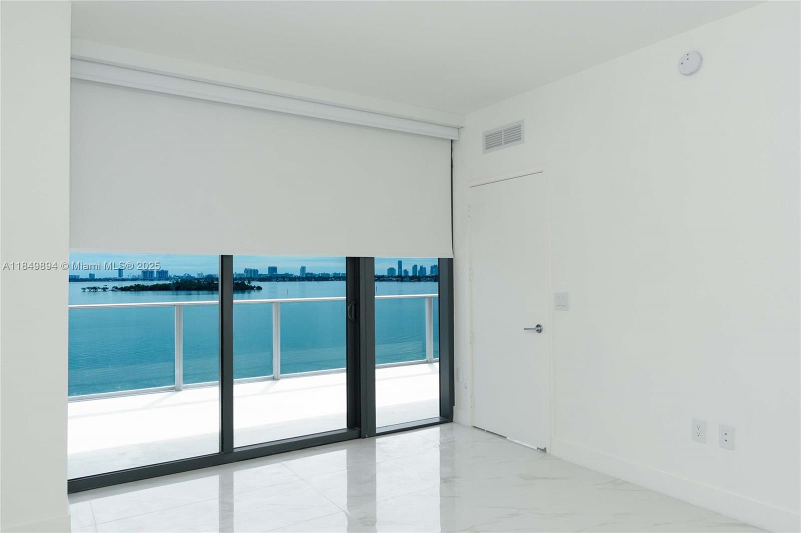 Aria Reserve South Tower - Residential Lease