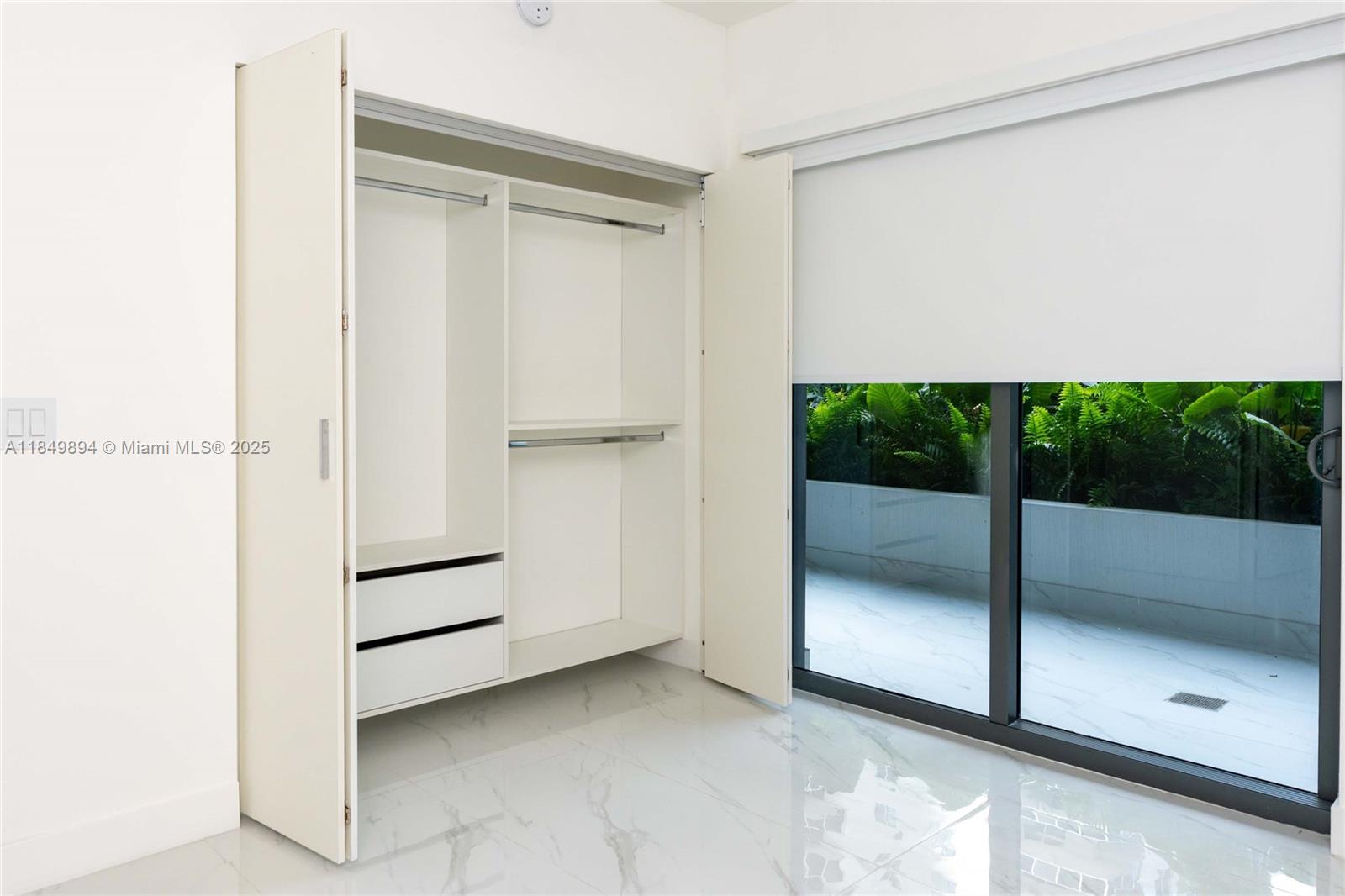 Aria Reserve South Tower - Residential Lease