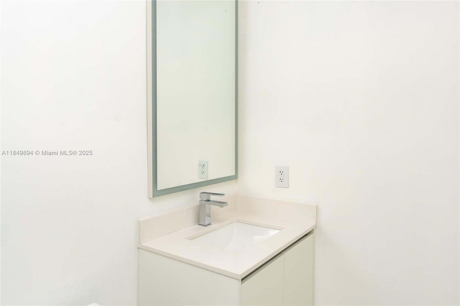 Aria Reserve South Tower - Residential Lease