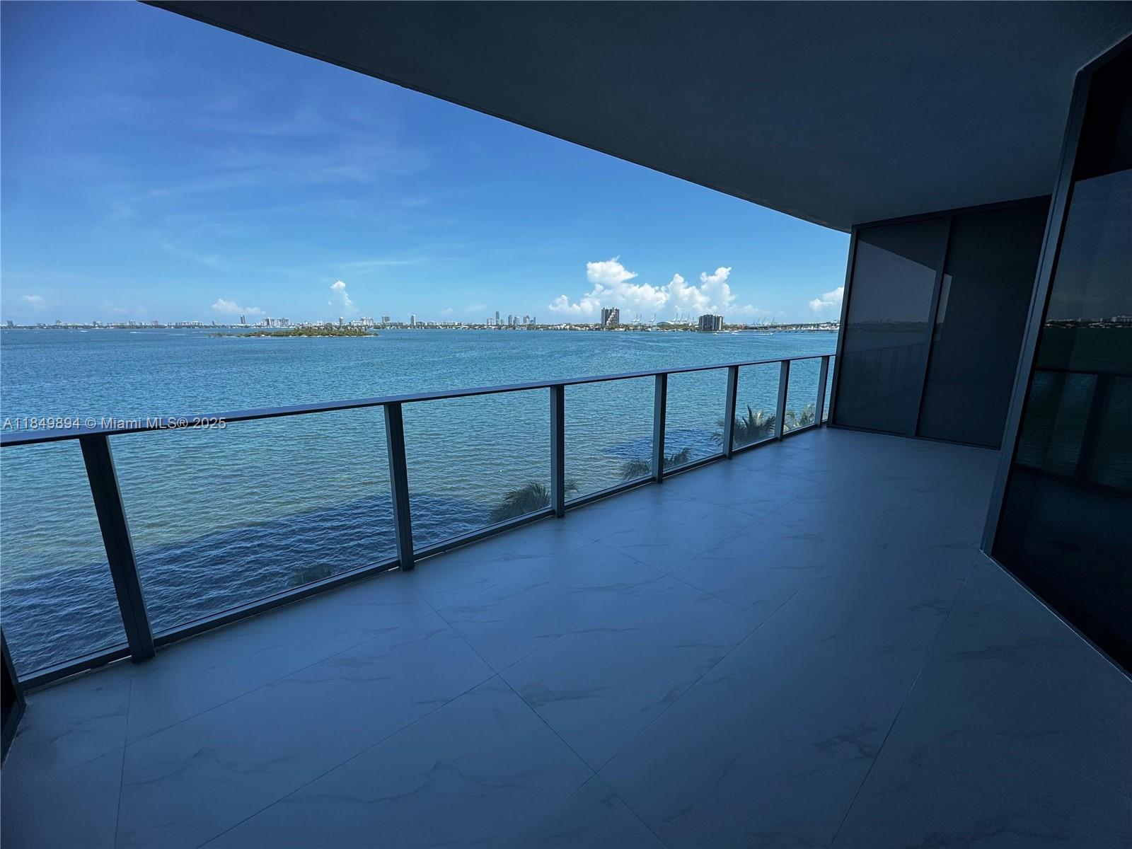 BRAND NEW waterfront luxury living. Enjoy this 3-bedroom + DEN & 3.5-bathrooms residence with 2 assigned parking spaces at the exclusive Aria Reserve in Edgewater Miami. Featuring 1,885 SQFT of total area, Including a 243 SQFT private terrace with unobstructed bay views, this home offers the ultimate lifestyle.
Enjoy access to over 2 acres of world-class amenities including pools, spa, fitness center, sports marina, tennis courts, kids’ area, wine lounge, and more. Designed by Arquitectonica, Aria Reserve boasts two 62-story towers with iconic wave-inspired balconies and floor-to-ceiling windows in every residence.
Located just 5 minutes from Brickell and the Design District, and 15 minutes from Miami International Airport. Be the first to live in this waterfront gem in Miami.
