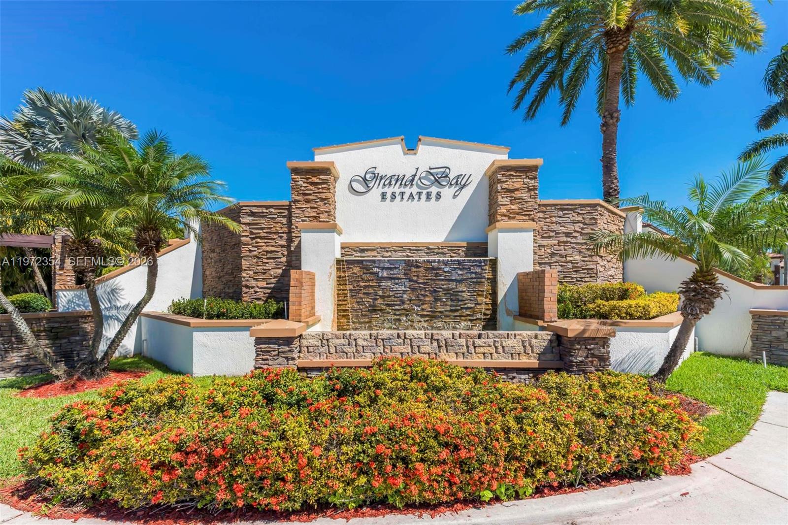 GRAND BAY AT DORAL - Residential